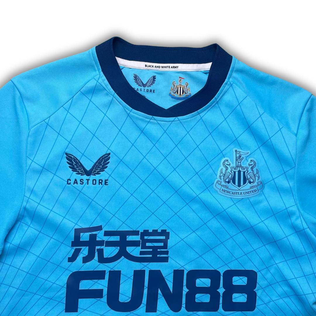 Newcastle United 2021/22 Third Shirt (Excellent) - Size S