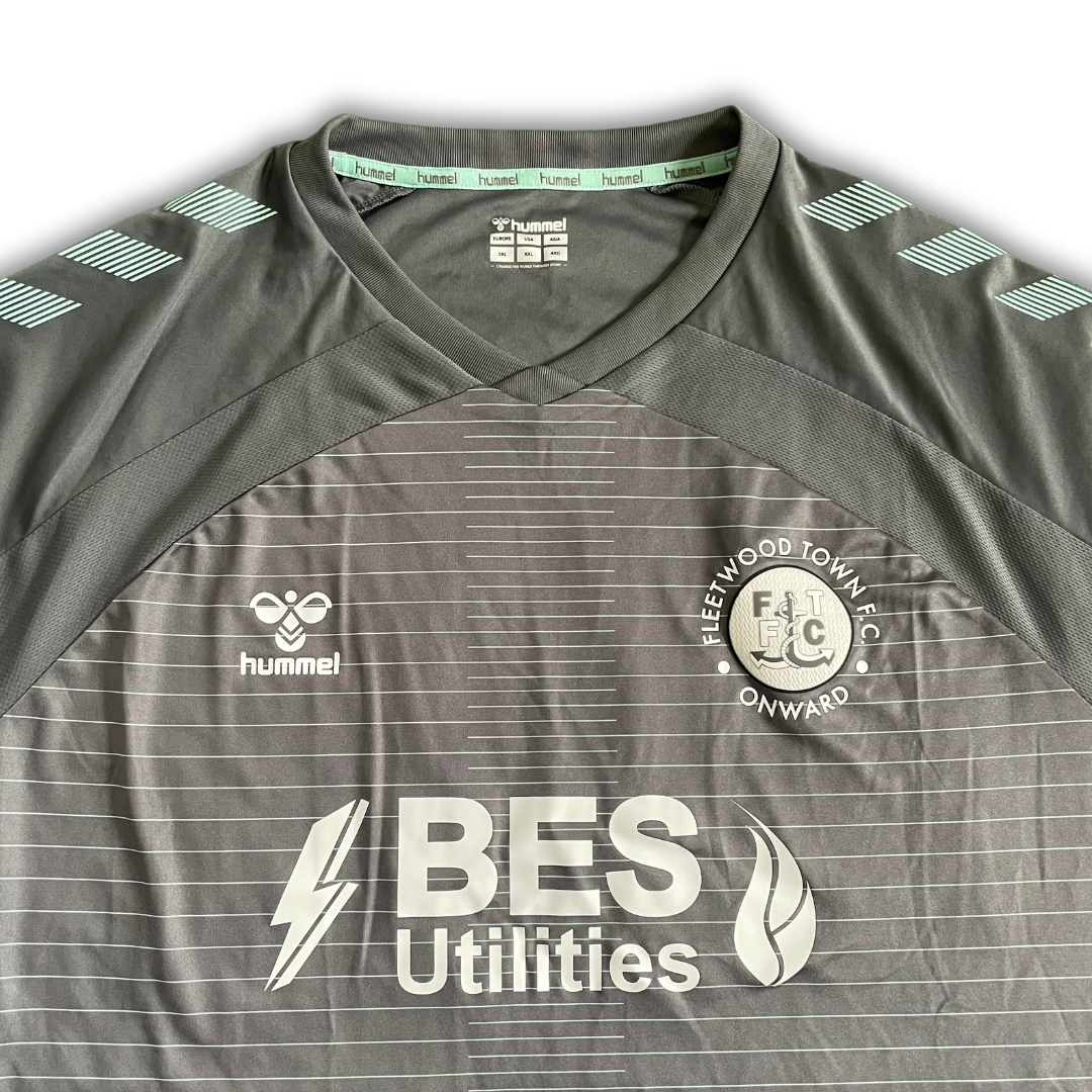 Fleetwood Town 2020/21 Away Shirt (Excellent) - Size 3XL