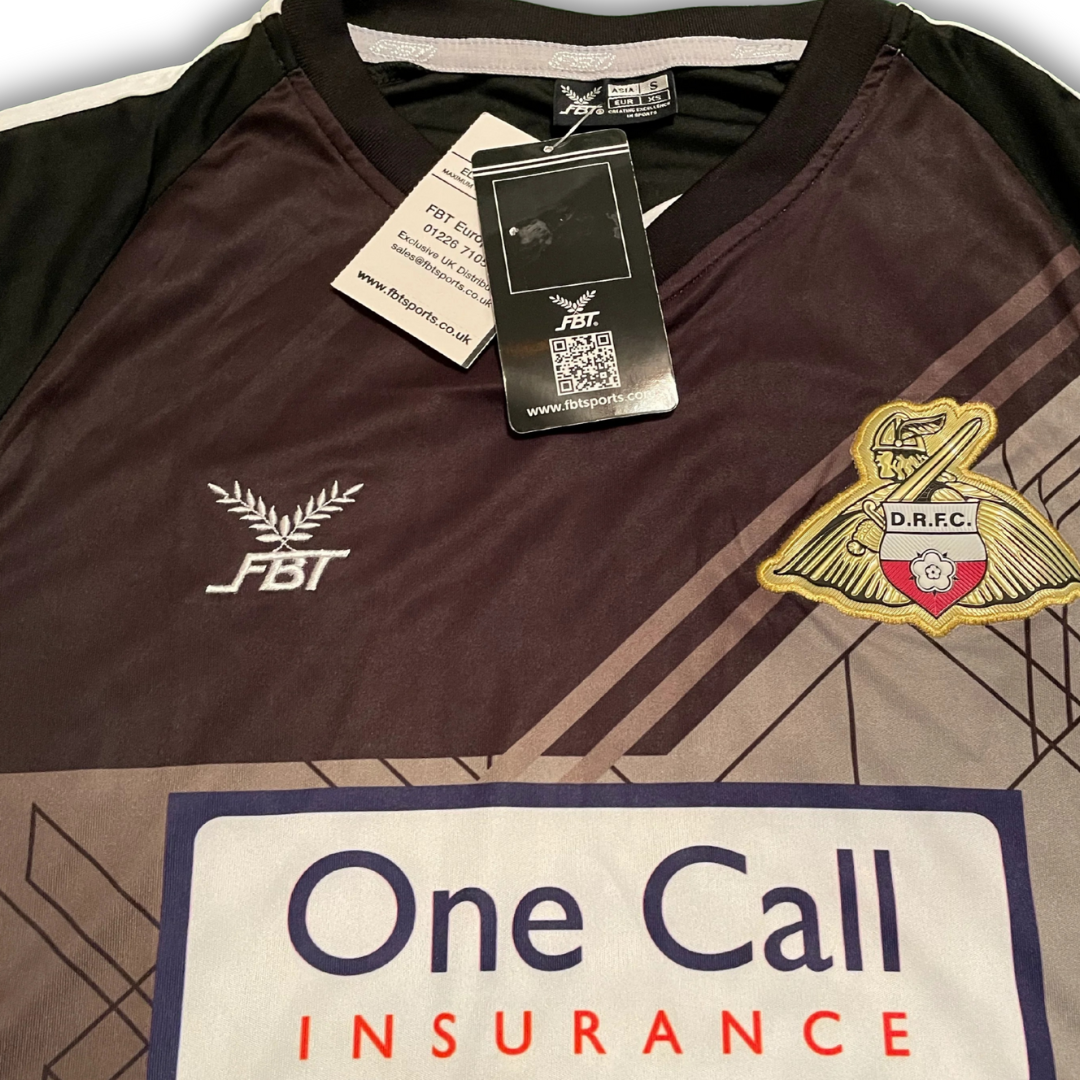 Doncaster Rovers 2016-17 GK Shirt (BNWT) - Size XS